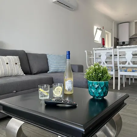 Ocean View By Charmes B * Αλμπουφέιρα