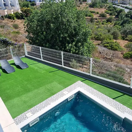 Ocean View By Charmes B Αλμπουφέιρα