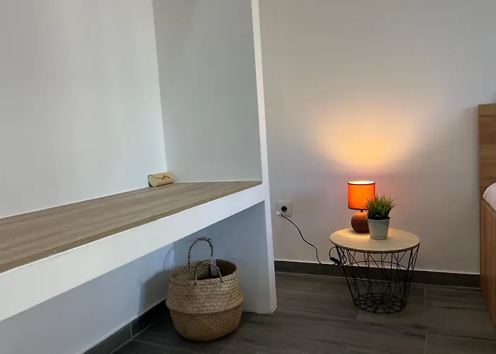 Ocean View By Charmes B 阿尔布费拉